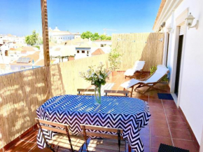 Comfortable Apartment Tavira + Terrace